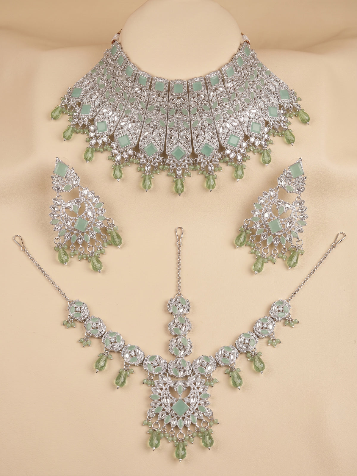 Royal Mint Choker