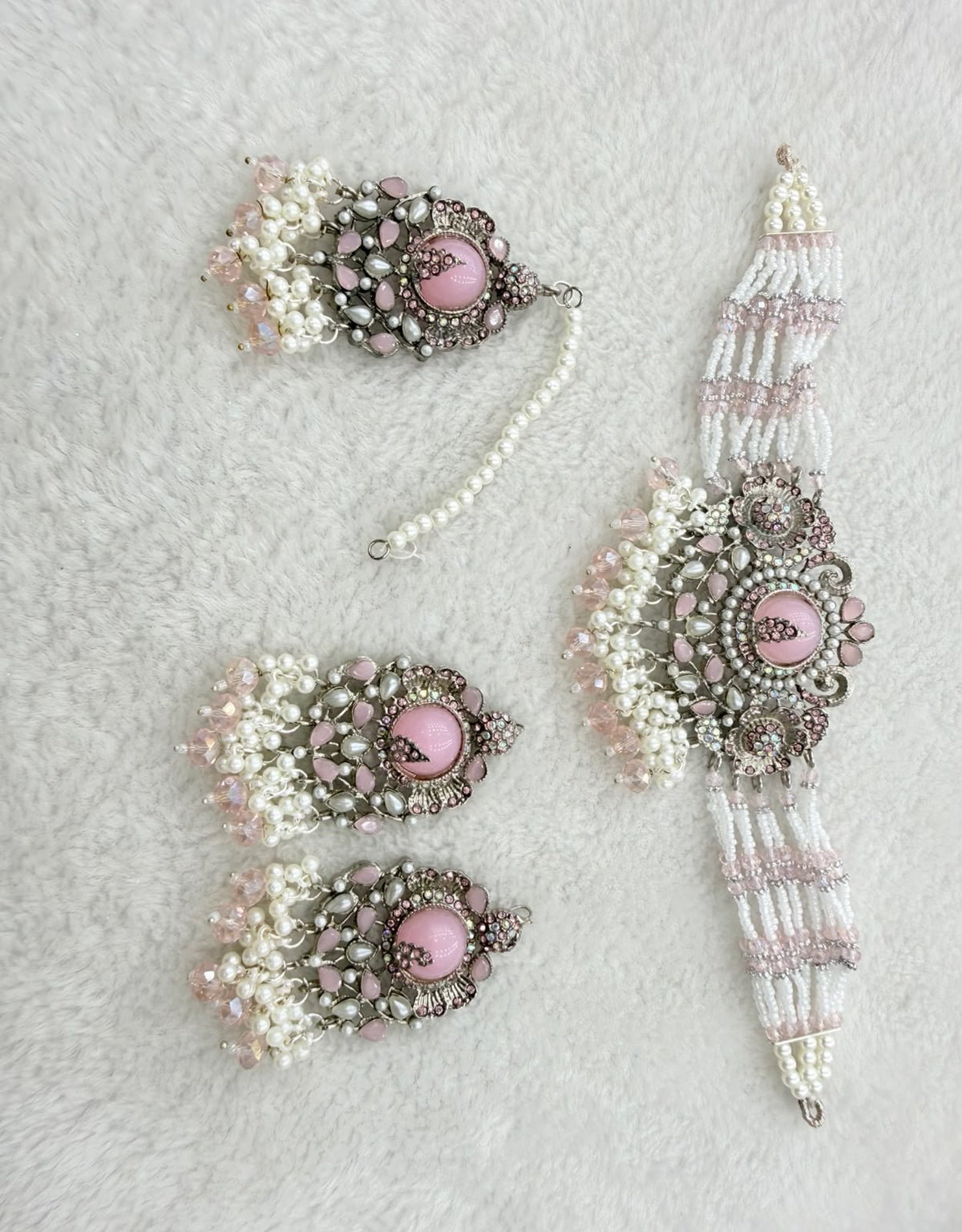 Regal Heritage Pearl Choker & Tikka Set