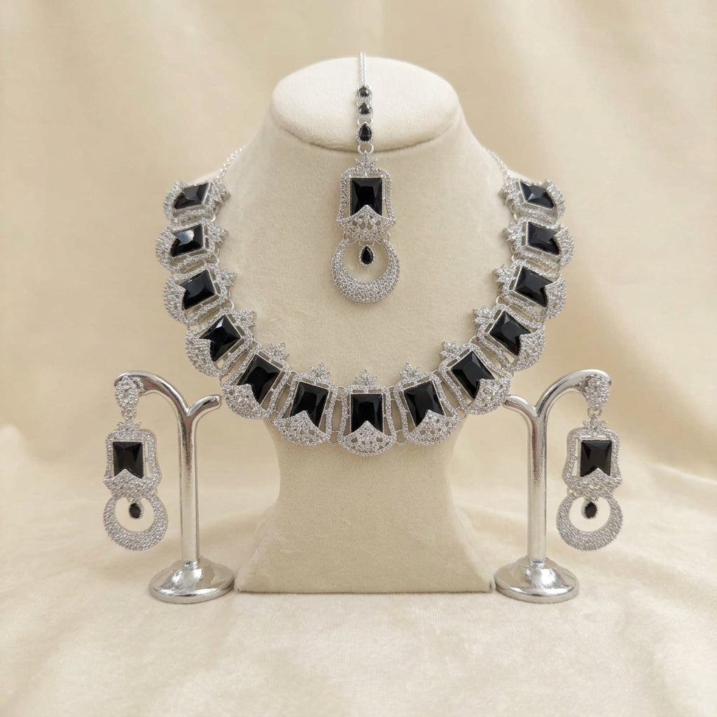 Aura Crystal Crown Choker