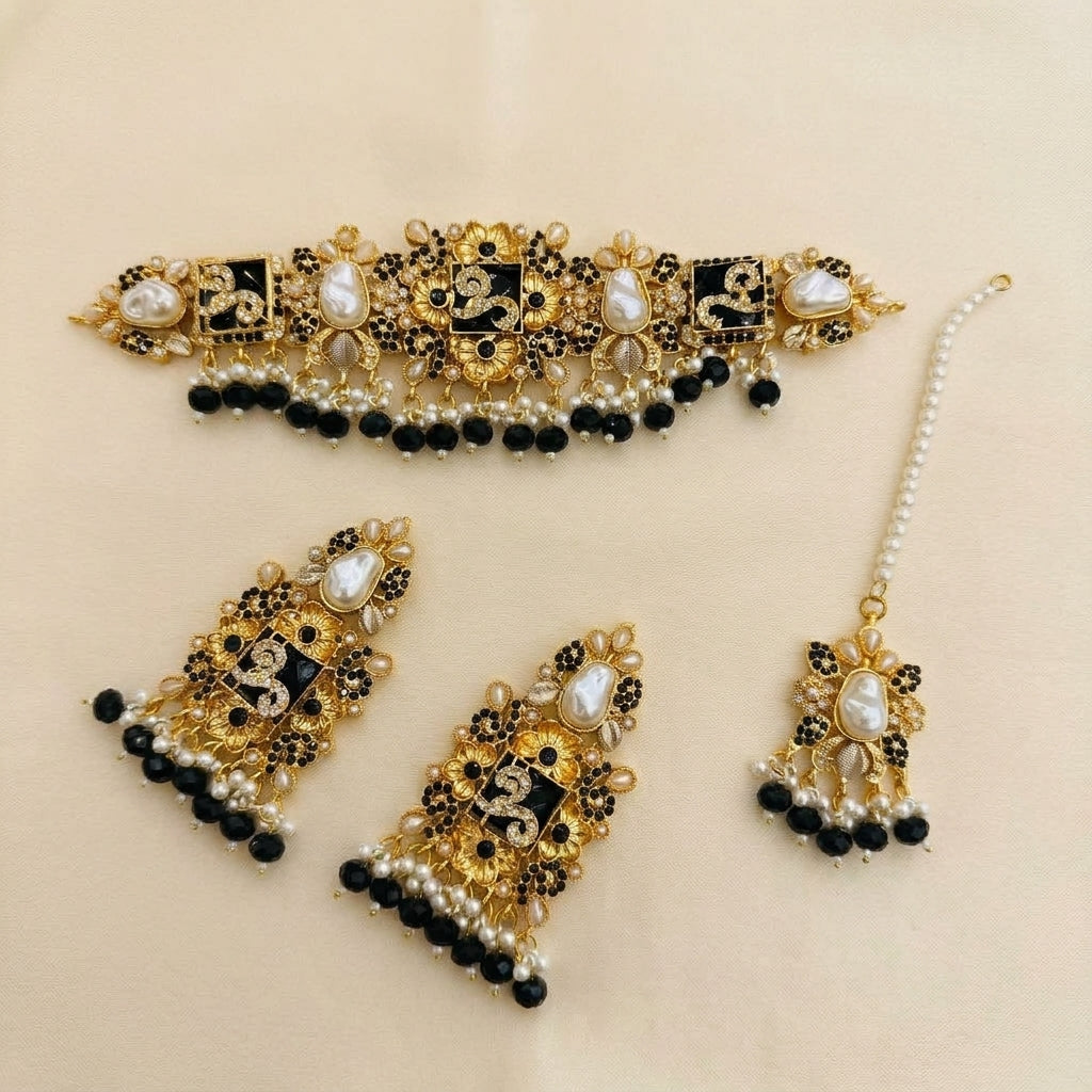 Baroque Pearl Choker Set